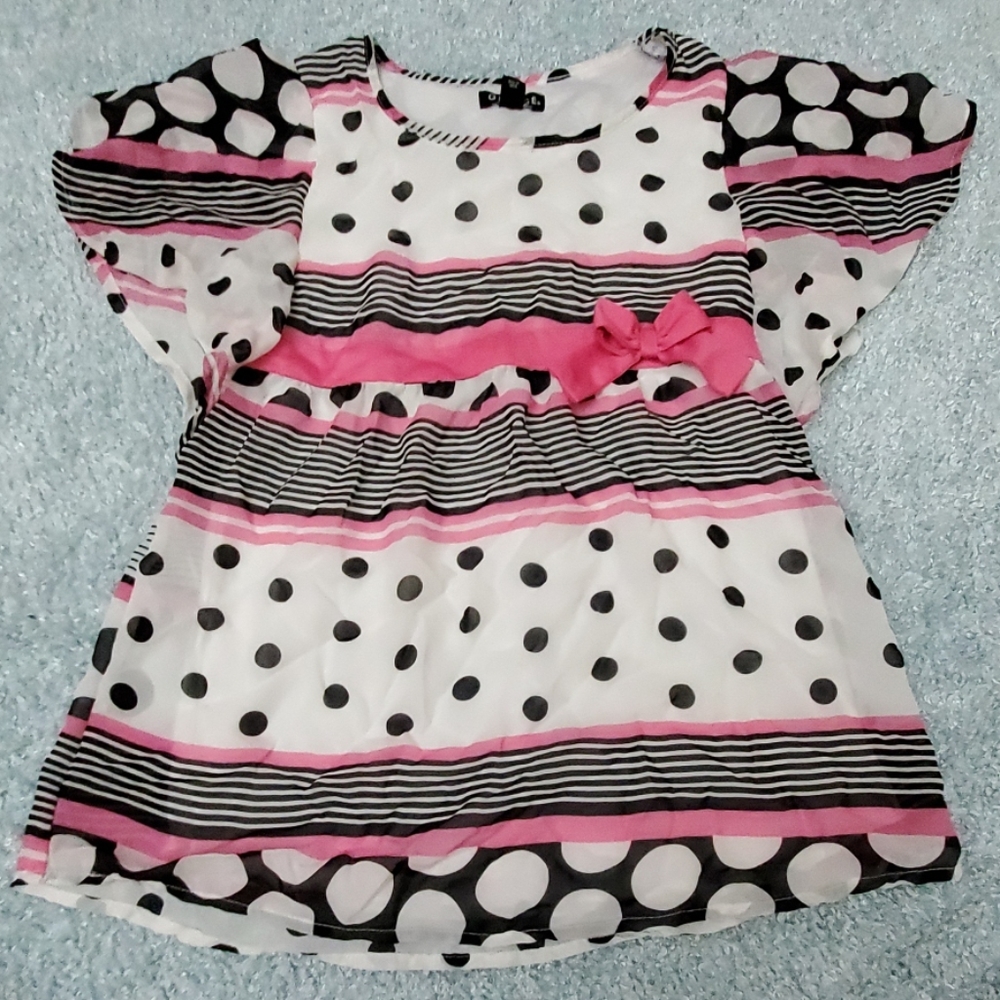 Flowy blouse with bow
